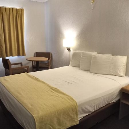 Ez 8 Motel San Jose I المظهر الخارجي الصورة