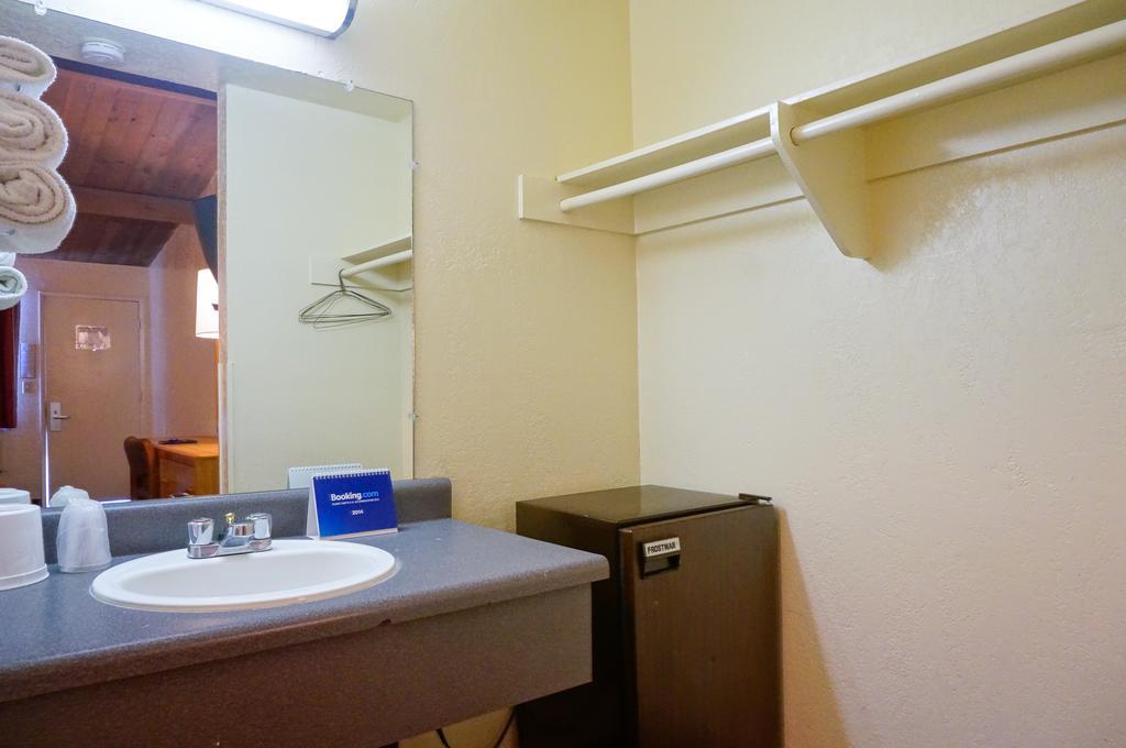 Ez 8 Motel San Jose I المظهر الخارجي الصورة
